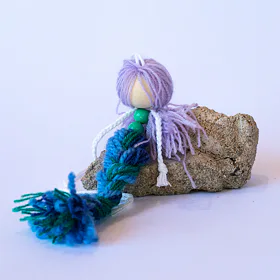 Fialová mořská panna