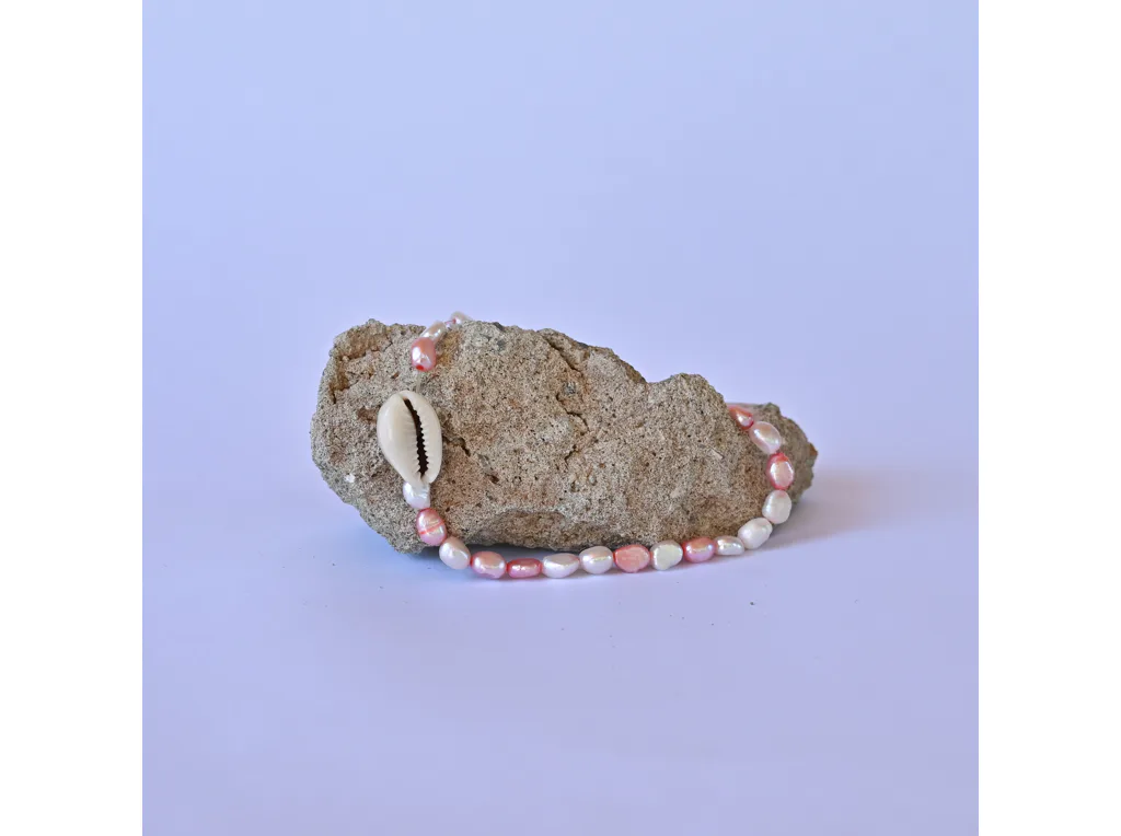 R&#x016F;&#x017E;ovo&#x20;b&#x00ED;l&#x00FD;&#x20;n&#x00E1;ramek&#x20;z&#x20;mu&#x0161;l&#x00ED;