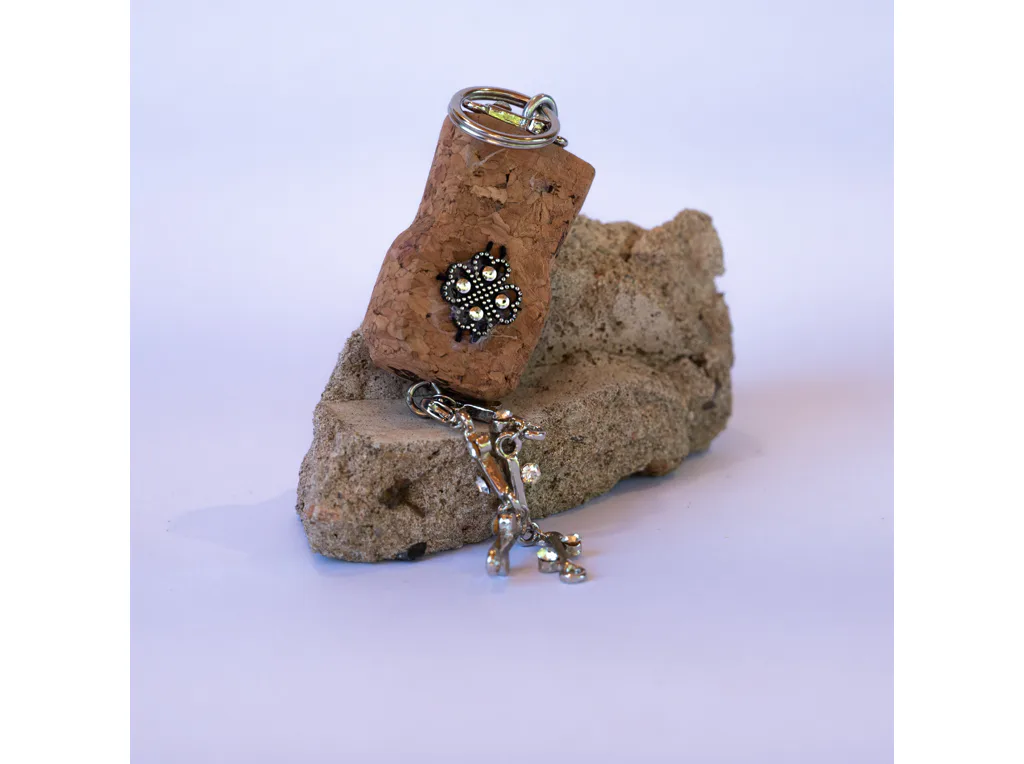 St&#x0159;&#x00ED;brn&#x00FD;&#x20;k&#x0159;i&#x0161;&#x0165;&#x00E1;l